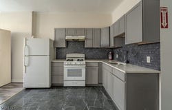 324A 14Th Ave, Newark City, NJ 07103-1224