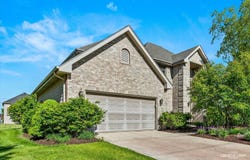 26424 S Ivy Lane, Channahon, IL 60410