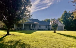 1205 N Hickory, Dexter, MO 63841