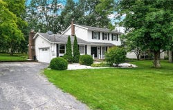 134 Hurd Road, Aurora, OH 44202
