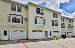 6 Pleasant Street, Hooksett, NH 03106
