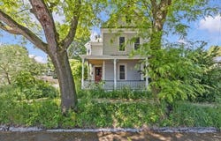 21 Hyde Street, Burlington, VT 05401