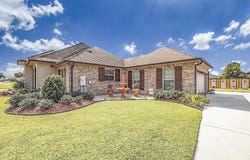 104 Melrose Dr, Thibodaux, LA 70301