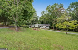 6 Virginia Circle, Cedartown, GA 30125