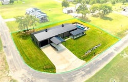 4790 Cliffside, Kingston, OK 73439