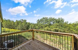 3827 Demory Rd, LaFollette, TN 37766