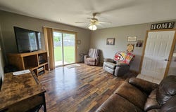 211 Arrowhead Road, Willard, MO 65781