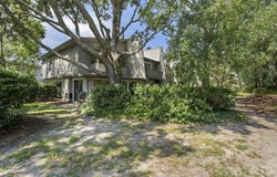 608 Ventura Place, Mount Pleasant, SC 29464