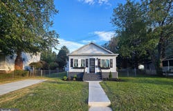 235 CARVEL Road, PASADENA, MD 21122