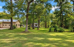 523 Big Lake Rd, Karnack, TX 75661