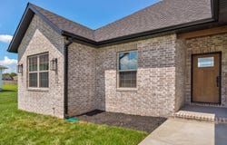 3017 E Heritage Street, Republic, MO 65738