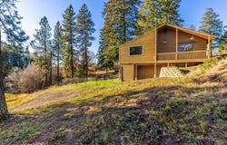 2353C Addy Gifford Rd, Addy, WA 99101
