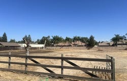 736 N Tommy Street, Visalia, CA 93291