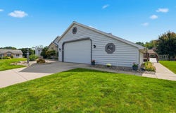 10301 Copper Tree Place, Fort Wayne, IN 46804-4284