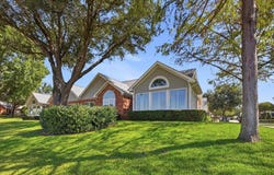 6137 Haley Lane, Fort Worth, TX 76132