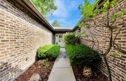 4044 Chester Drive, Glenview, IL 60026