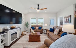 325 Doss Dr, Rockdale, TX 76567