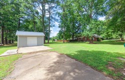 371 Bolivar Highway, Jackson, TN 38301