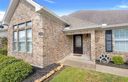 2412 Pecan, Nederland, TX 77627