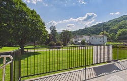59 WHISTLE POST CIR, CRUMPLER, WV 24868