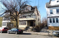 282 RENNER AVE, Newark, NJ 07112-3227