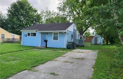 29 Shelton Rd, Hampton, VA 23663