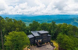 1870 Mountain Ash Way, Sevierville, TN 37876