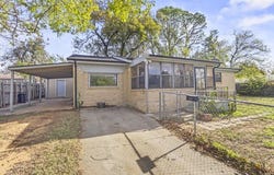 107 S Sheppard Drive, Euless, TX 76040