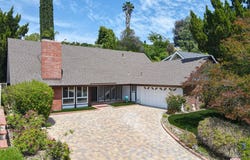 4220 Towhee Dr, Calabasas, CA 91302