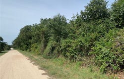 Cr 414, Chilton, TX 76632