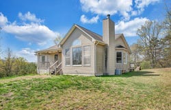 5580 Warring Ln, Roanoke, VA 24014
