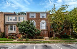 8008 CARBONDALE Way, SPRINGFIELD, VA 22153