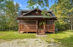 15500 Slab Road, Shade, OH 45776