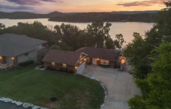 388 Santana Circle, Reeds Spring, MO 65737