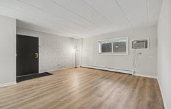 108 E BAILEY Road, Naperville, IL 60565