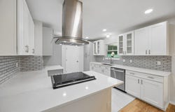 947 E Oakdale Road, Irving, TX 75060