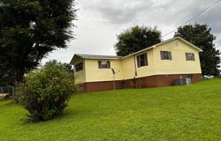 10181 BANKHEAD Hwy, Eldridge, AL 35554
