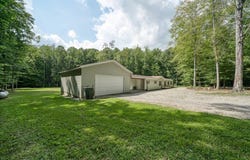 45 Butch Smith Ln., Byrdstown, TN 38549