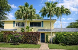 4 Westgate Lane, Boynton Beach, FL 33436