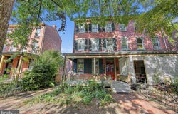 121 S WALNUT Street E, WEST CHESTER, PA 19380