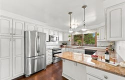 111 9th Ave, Ross Twp, PA 15229