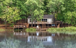 110 Caddo Dr, ELKHART, TX 75839