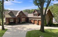 2829 Riverside Drive, Port Huron, MI 48060