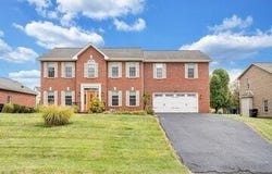 6411 Garrett Ln, Roanoke, VA 24019