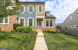 6910 SUMMIT Circle, TOWSON, MD 21239