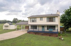 27068 Hunter LN, Bokoshe, OK 74930