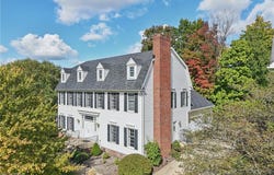 107 Blackberry Drive, Hudson, OH 44236