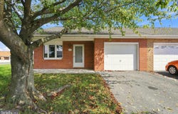 202 WINDING OAK Drive, HAGERSTOWN, MD 21740