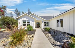 9199 Laurel Glen Drive, Redding, CA 96001