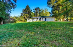 845 W Outer Drive, Oak Ridge, TN 37830